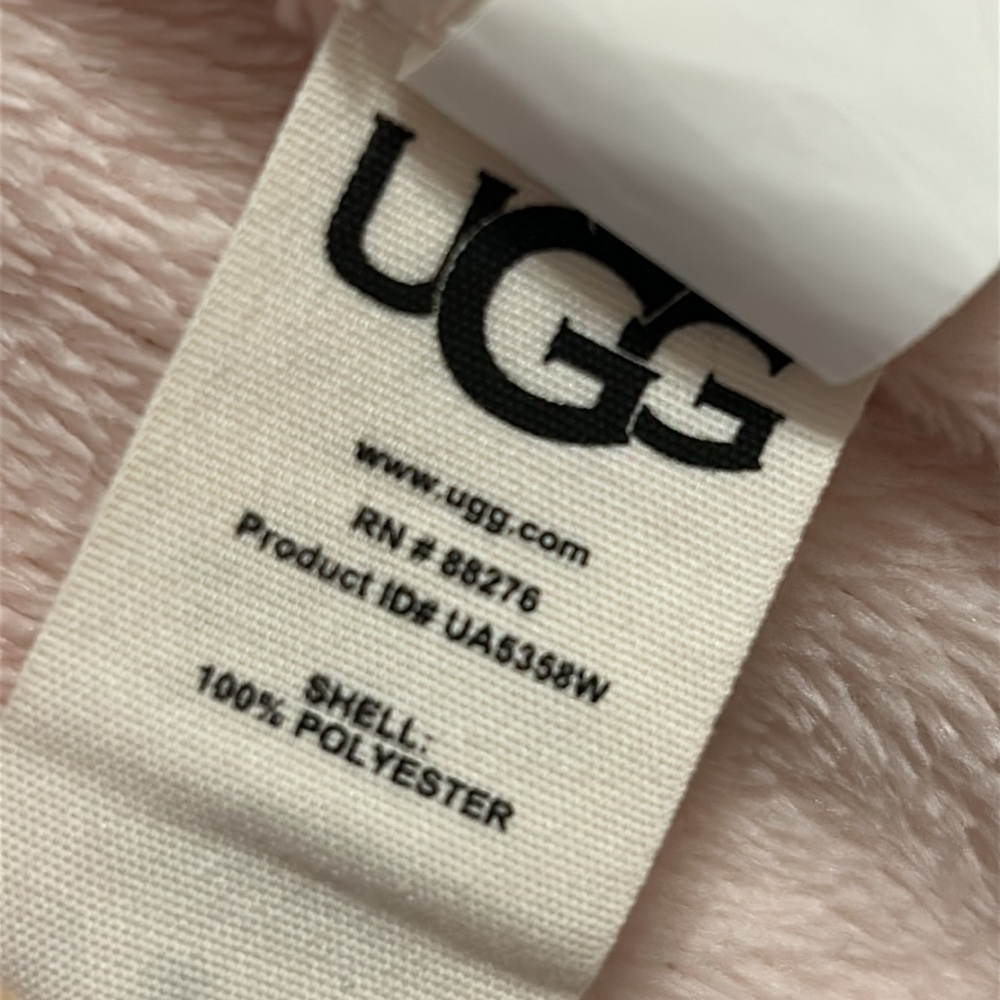 UGG Miranda Soft Light Fleece Bath Robe in Ice Pink, Size Medium - Picture 8 of 10